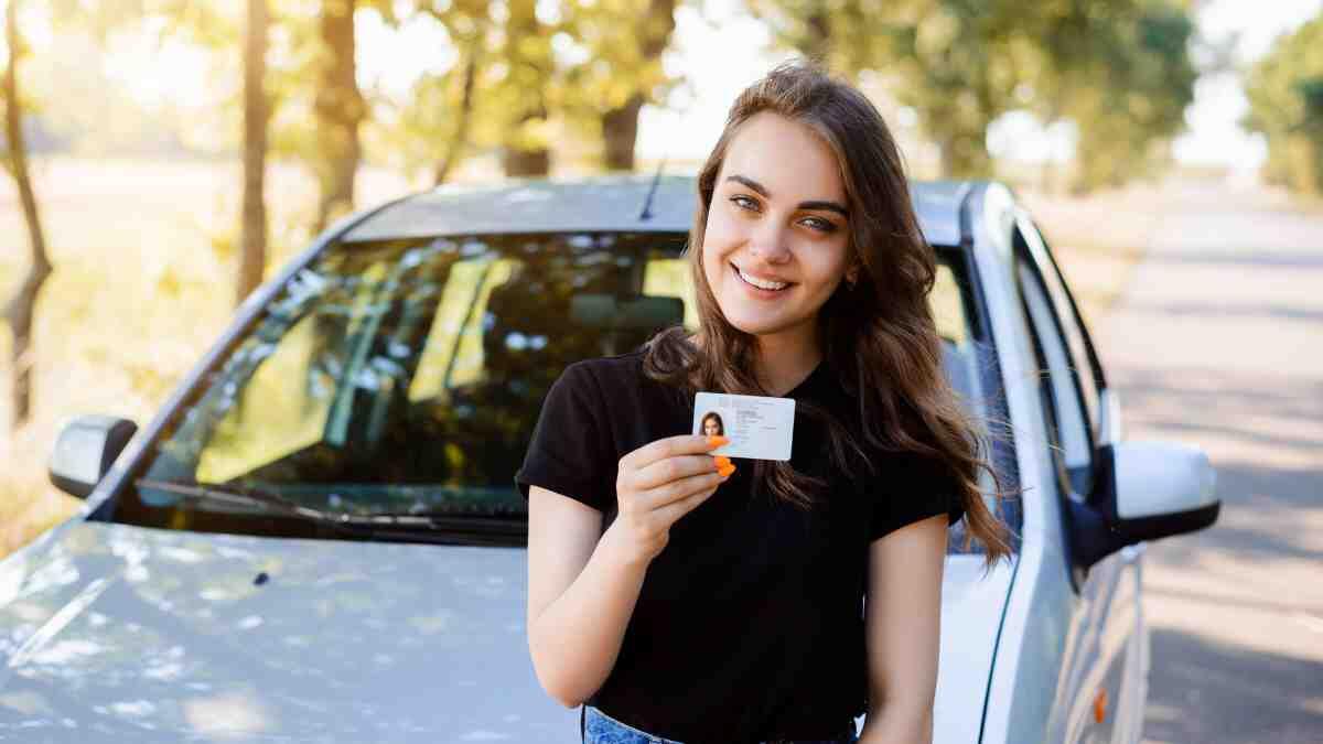 women with a drivers licence 